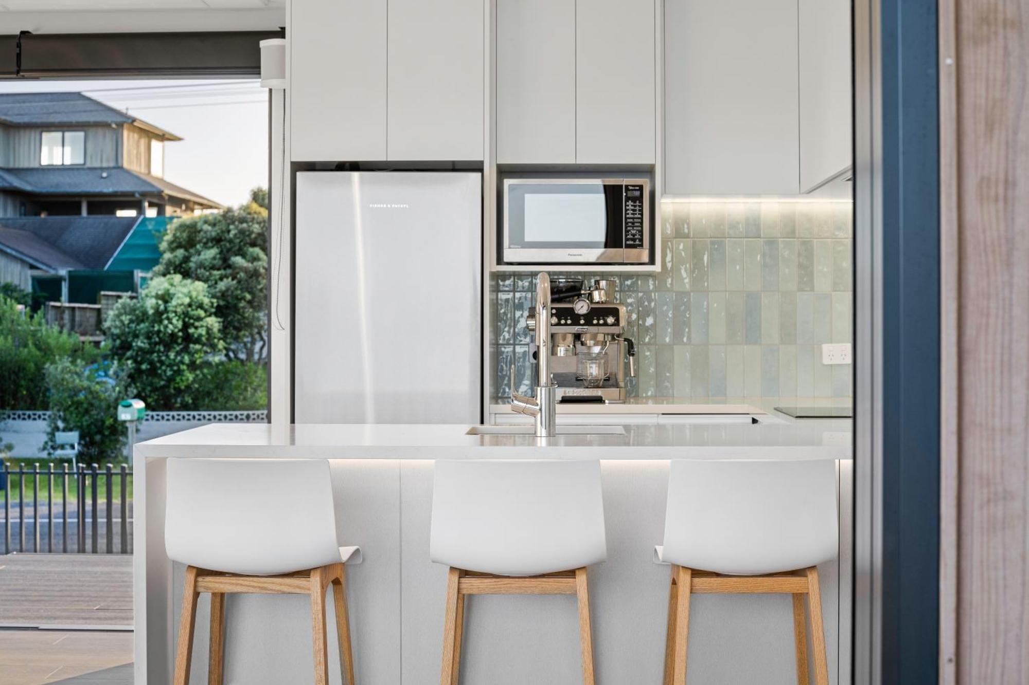 Pukehina Estuary Sunset Views Townhouse & Studio 外观 照片